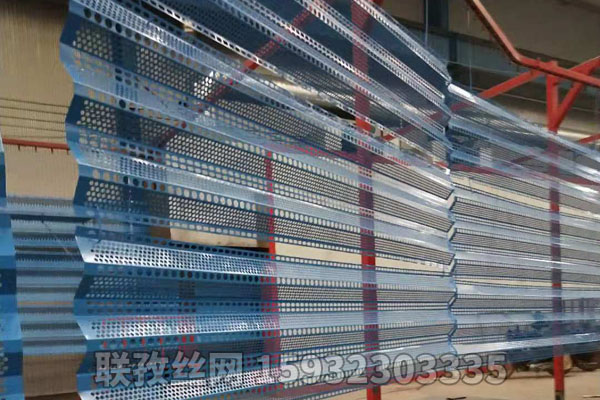 冷板防風(fēng)抑塵網(wǎng)